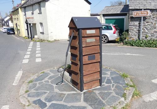 Photo Gallery Image - Pump in centre of South Petherwin village